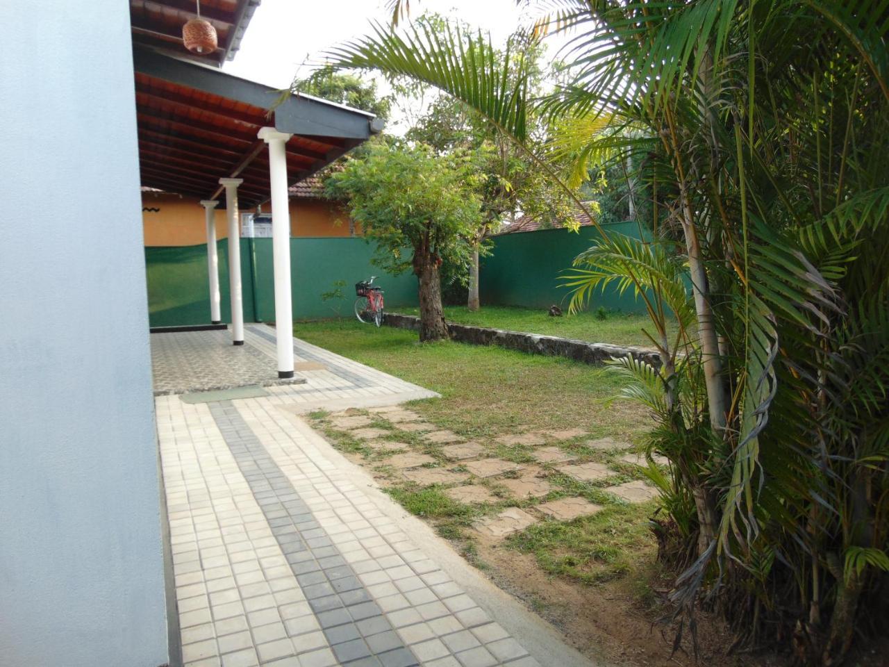 Luminary Place Hikkaduwa Exterior foto